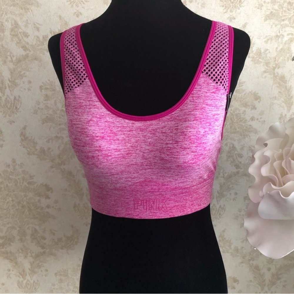 BNWT Pink Victoria’s Secret Sports Bra